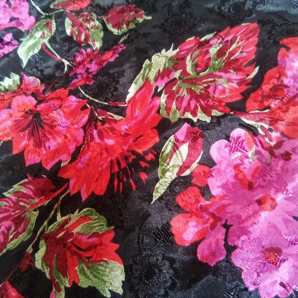 Beautiful Negligee - Picture 4 of 12